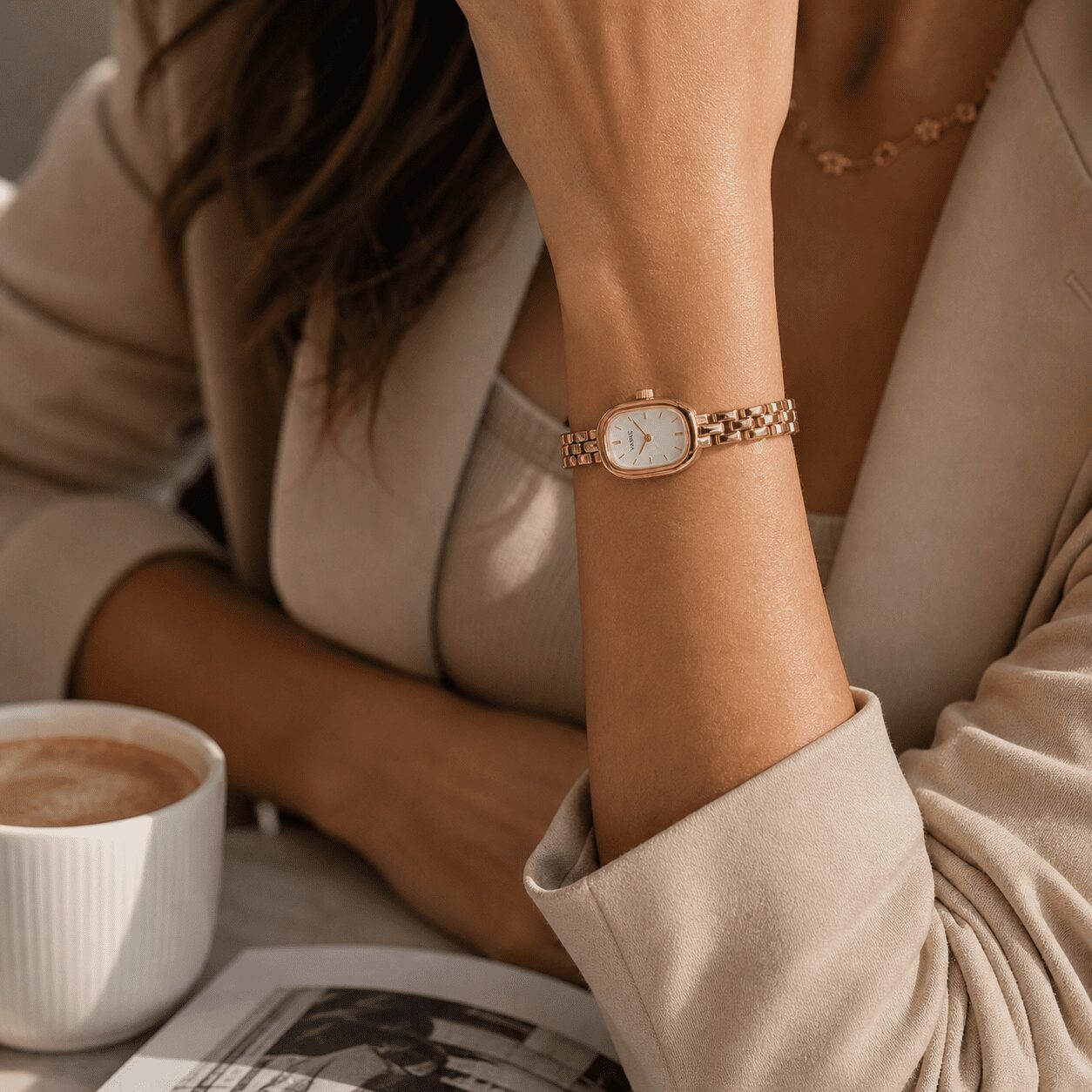 VAVC Oval Bracelet Watch — Gold White