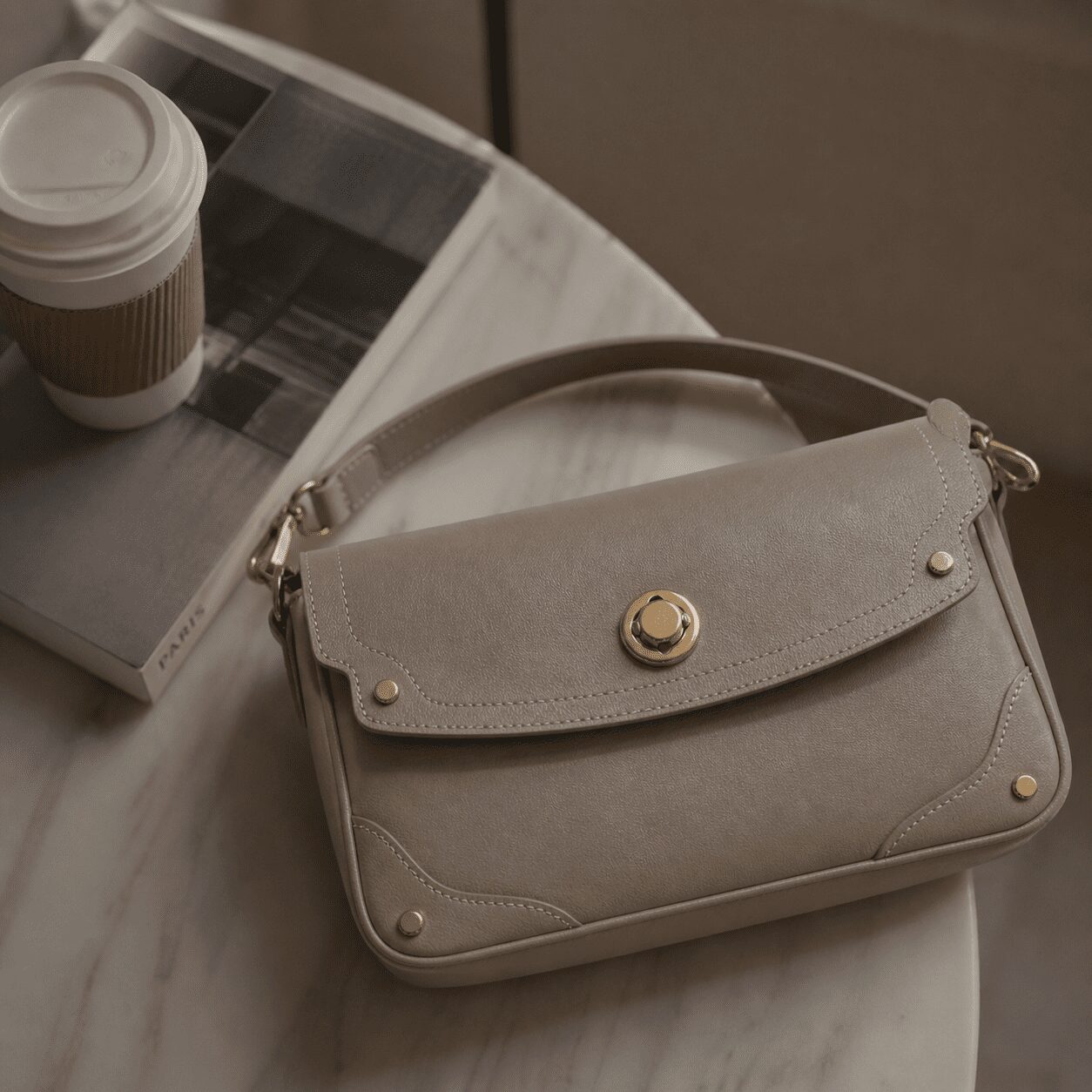 YiYagapp Leather Shoulder Bag — Beige